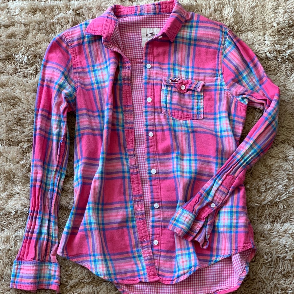 Size S Plaid Hollister button down shirt